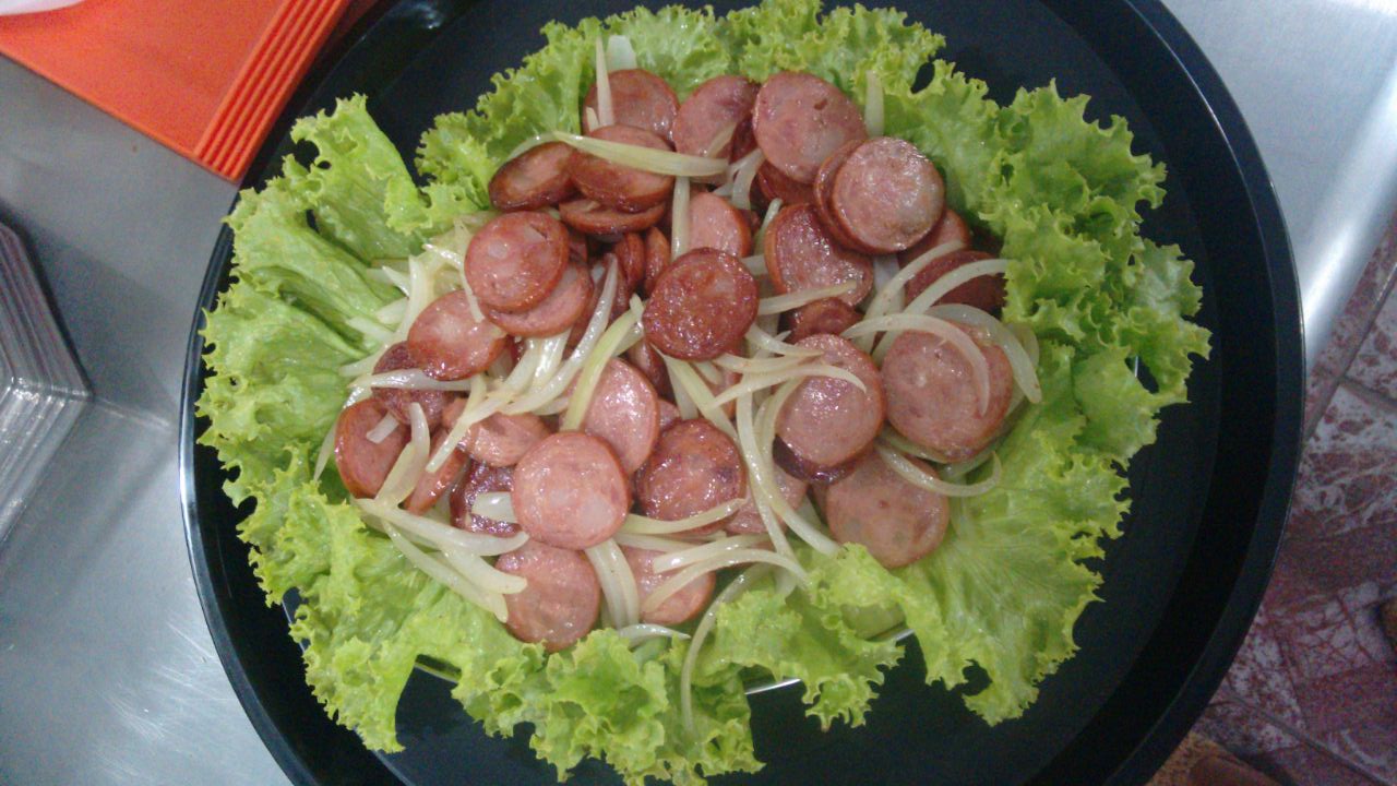 Porção de Calabresa Acebolada